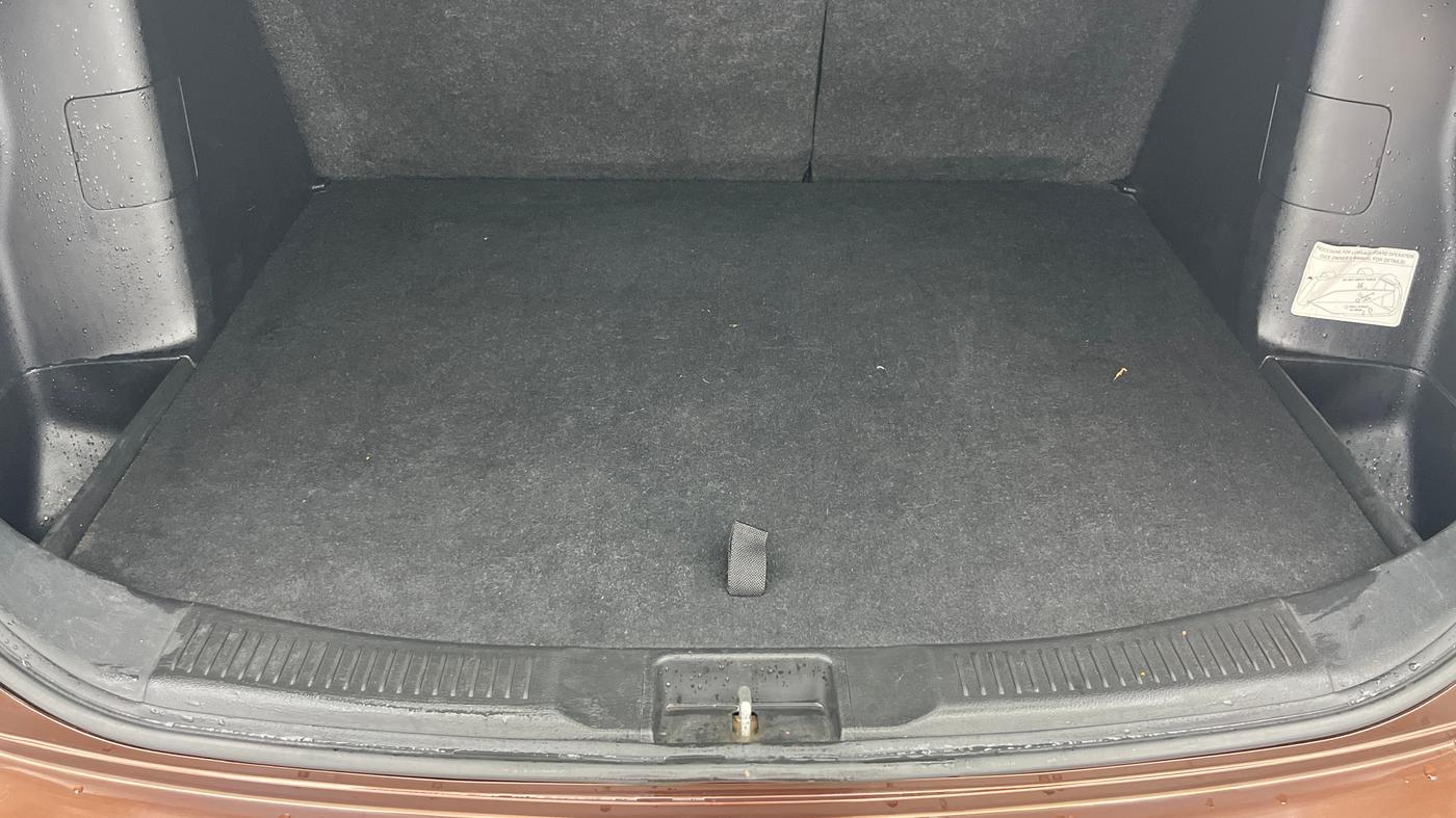 2021 Maruti S Cross ZETA 1.5, Petrol, Manual, 1,20,569 km, Boot Inside
