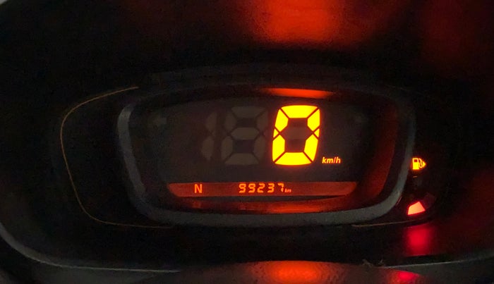 2017 Renault Kwid RXT 1.0 AMT (O), Petrol, Automatic, 99,229 km, Odometer Image