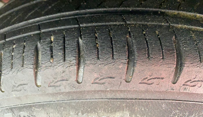 2020 Hyundai AURA S 1.2 AMT, Petrol, Automatic, 24,004 km, Left Rear Tyre Tread
