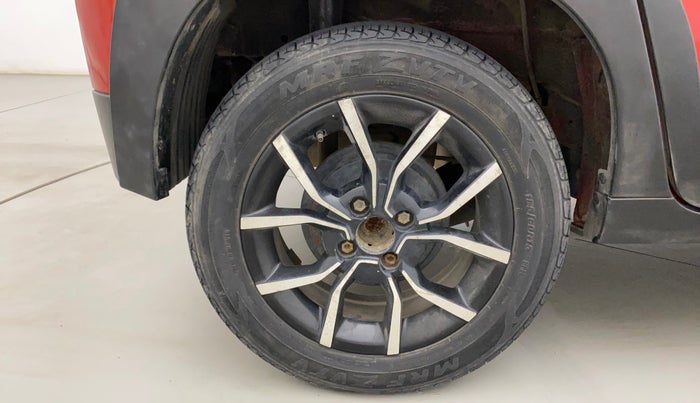 2017 Mahindra KUV 100 NXT K8 P 6 STR, Petrol, Manual, 55,425 km, Right Rear Wheel
