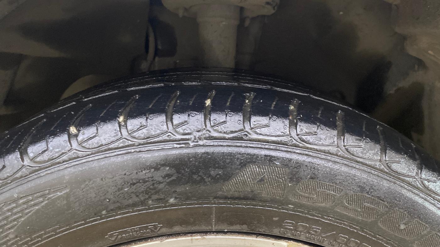 2014 Ford Ecosport TITANIUM 1.5L DIESEL, Diesel, Manual, 89,476 km, Right Front Tyre Tread