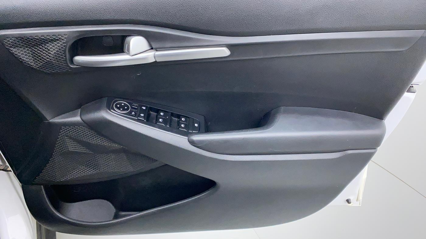 2020 KIA SELTOS HTK PLUS 1.5 DIESEL, Diesel, Manual, 56,037 km, Driver Side Door Panels Control