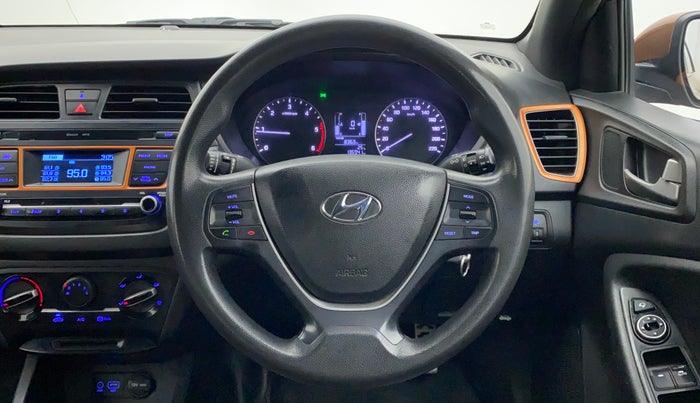 2016 Hyundai i20 Active 1.4 S, Diesel, Manual, 1,37,153 km, Steering Wheel Close Up