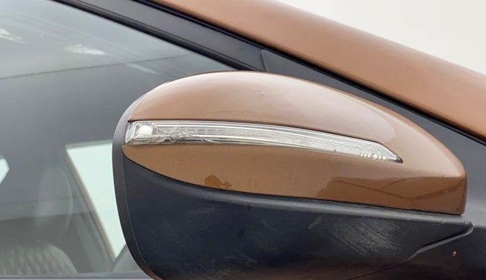 2016 Hyundai i20 Active 1.4 S, Diesel, Manual, 1,37,153 km, Right rear-view mirror - Indicator light has minor damage