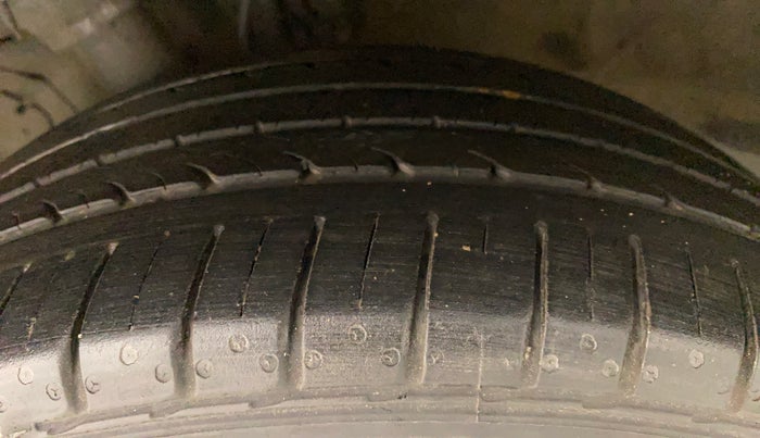 2016 Hyundai i20 Active 1.4 S, Diesel, Manual, 1,37,153 km, Left Front Tyre Tread
