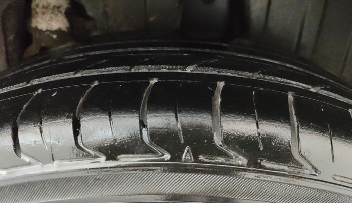 2023 Mahindra XUV300 W6 1.5 Diesel, Diesel, Manual, 95,027 km, Left Rear Tyre Tread