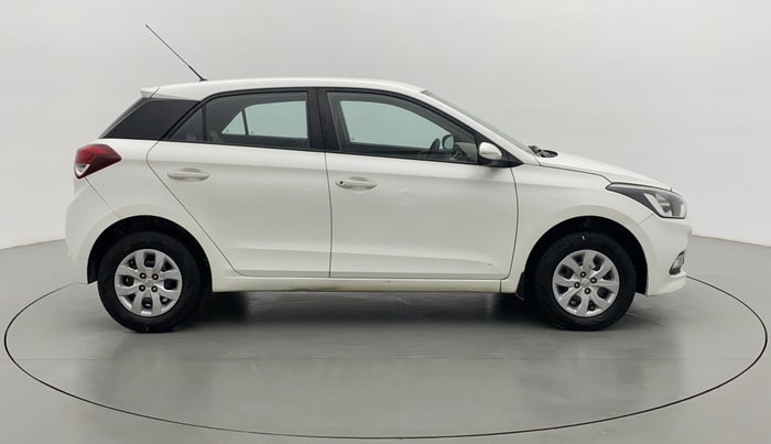 2017 Hyundai Elite i20 SPORTZ 1.2, Petrol, Manual, 85,352 km, Right Side View