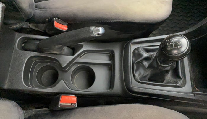 2021 Maruti Vitara Brezza LXI, CNG, Manual, 1,03,922 km, Gear Lever