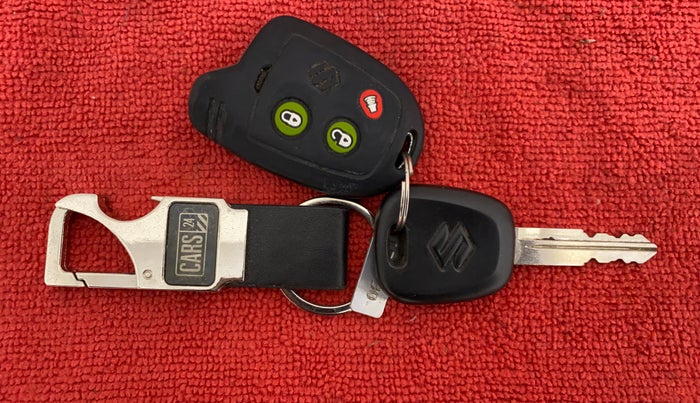 2021 Maruti Alto LXI CNG (O), CNG, Manual, 37,400 km, Key Close Up