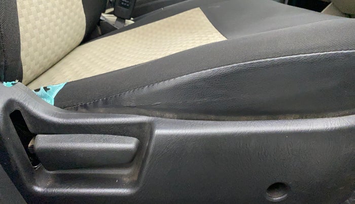 2021 Maruti Alto LXI CNG (O), CNG, Manual, 37,400 km, Driver Side Adjustment Panel