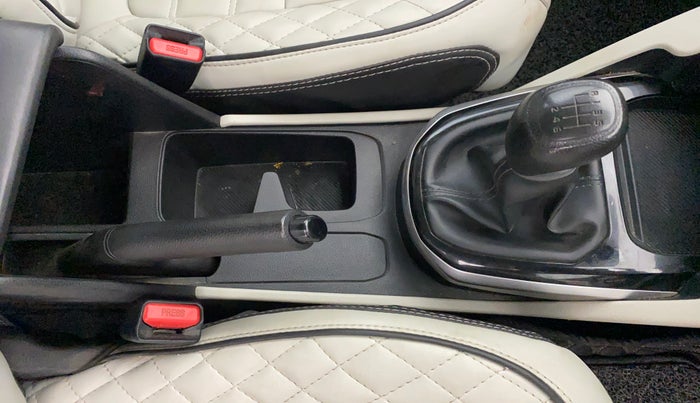 2023 KIA CARENS PRESTIGE 1.5 PETROL 7 STR, Petrol, Manual, 37,435 km, Gear Lever