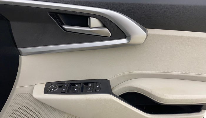 2023 KIA CARENS PRESTIGE 1.5 PETROL 7 STR, Petrol, Manual, 37,435 km, Driver Side Door Panels Control