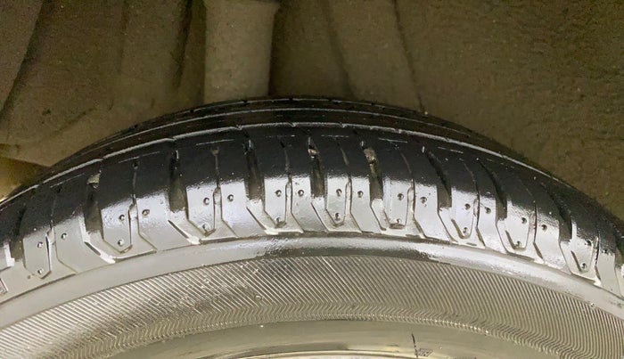 2021 Hyundai Verna SX (O) 1.0 TURBO DCT, Petrol, Automatic, 19,469 km, Right Rear Tyre Tread