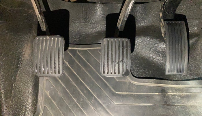 2020 Hyundai AURA E 1.2, Petrol, Manual, 65,552 km, Pedals