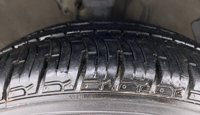 2012 Hyundai i20 ASTA 1.2, Petrol, Manual, 91,881 km, Right Front Tyre Tread