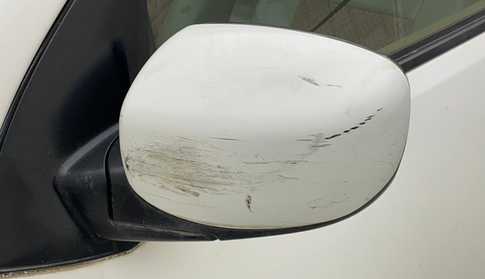 2010 Hyundai i10 MAGNA 1.2, Petrol, Manual, 98,915 km, Left rear-view mirror - Cover has minor damage