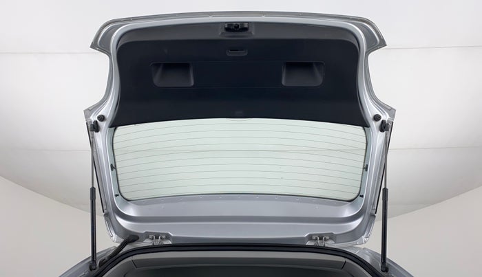 2017 Volkswagen Polo HIGHLINE PLUS 1.2L PETROL, Petrol, Manual, 30,398 km, Boot Door Open