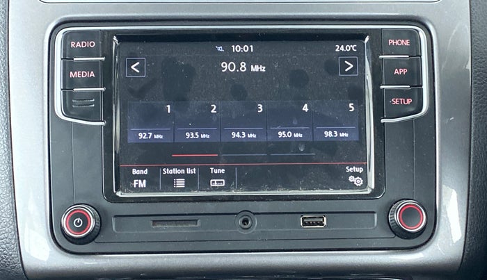 2017 Volkswagen Polo HIGHLINE PLUS 1.2L PETROL, Petrol, Manual, 30,398 km, Infotainment System