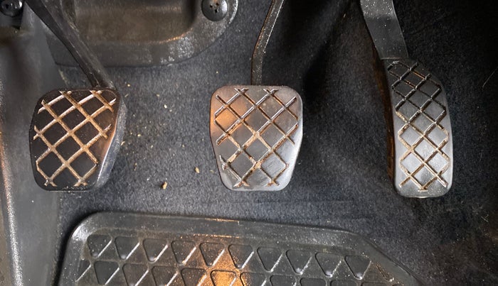 2017 Volkswagen Polo HIGHLINE PLUS 1.2L PETROL, Petrol, Manual, 30,398 km, Pedals