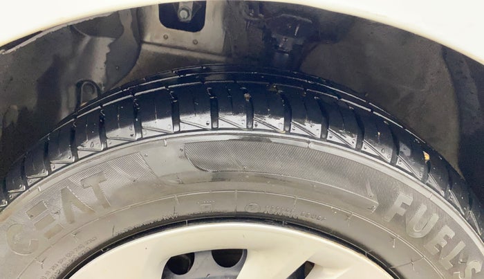 2022 Hyundai AURA S 1.2 CNG, CNG, Manual, 91,342 km, Left Front Tyre Tread