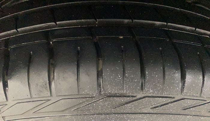 2018 Tata NEXON XZA PLUS PETROL, Petrol, Automatic, 30,322 km, Right Rear Tyre Tread