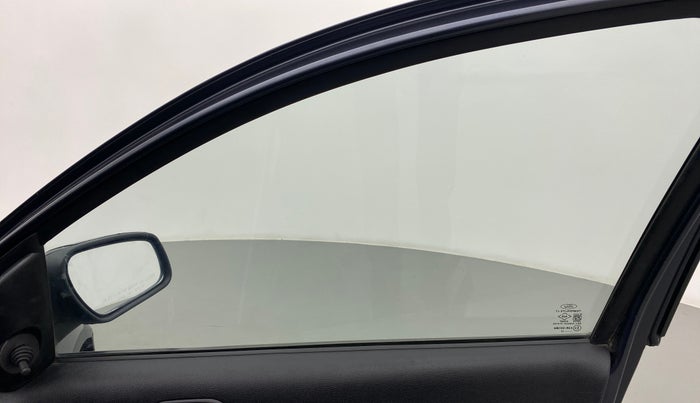 2013 Ford Classic 1.6 CLXI DURATEC, Petrol, Manual, 84,126 km, Right front window switch / handle - Power window makes minor noise