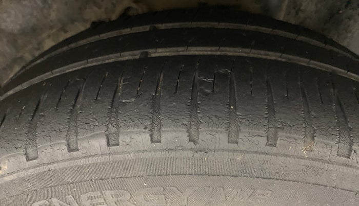 2013 Ford Classic 1.6 CLXI DURATEC, Petrol, Manual, 84,126 km, Left Rear Tyre Tread