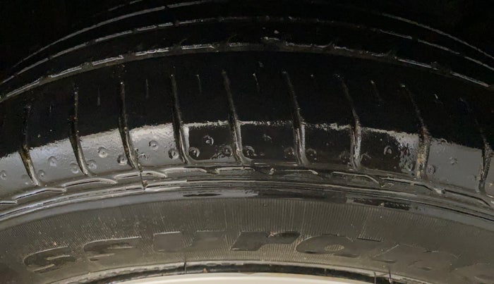 2020 KIA SELTOS HTK 1.5 PETROL, Petrol, Manual, 48,740 km, Right Front Tyre Tread