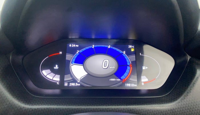 2021 Nissan MAGNITE XV PREMIUM DUAL TONE, Petrol, Manual, 19,767 km, Odometer Image