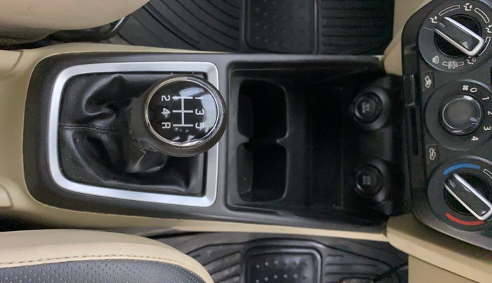 2017 Maruti Dzire VDI, Diesel, Manual, 74,653 km, Gear Lever