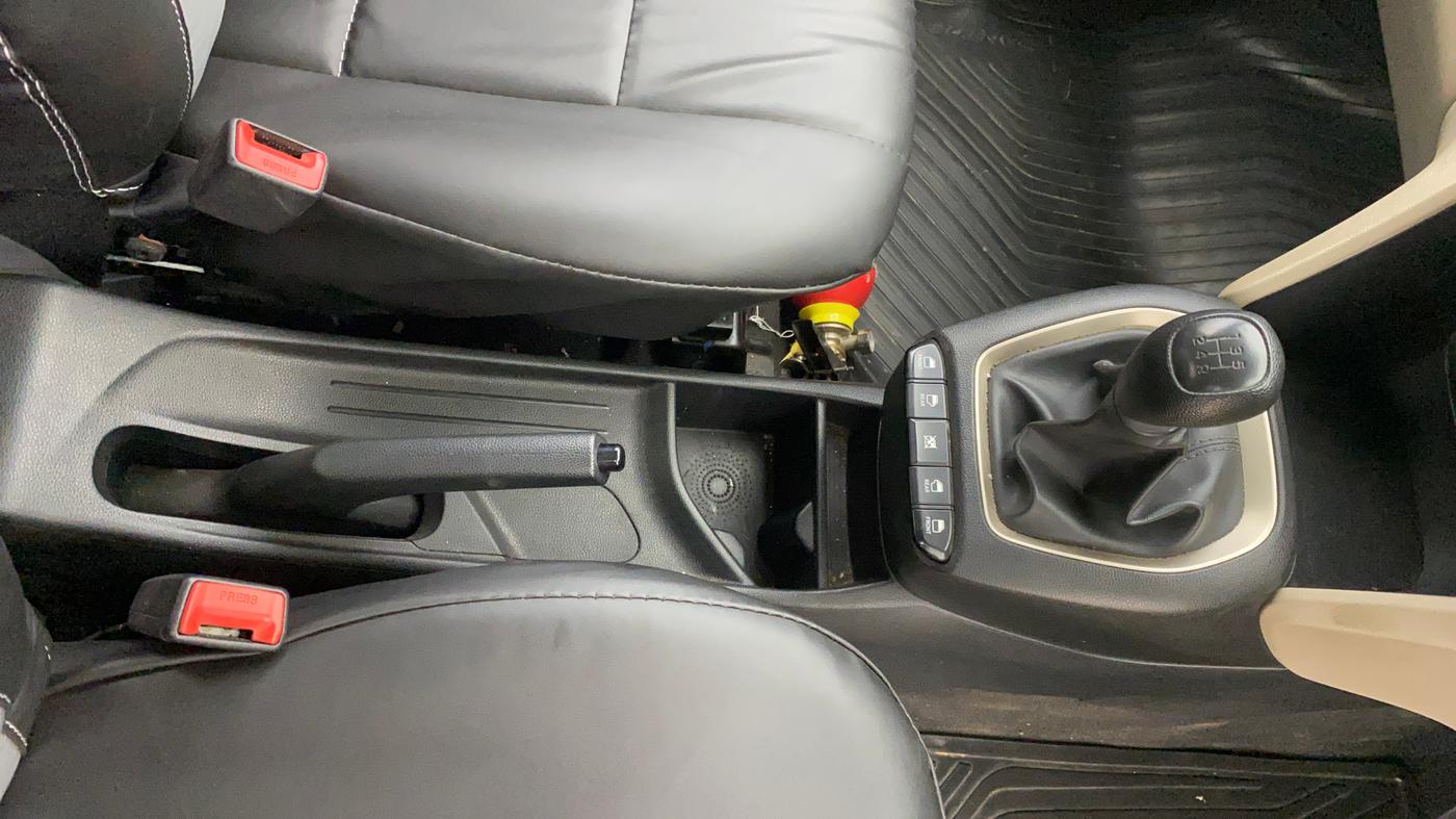 2018 Hyundai NEW SANTRO SPORTZ CNG, CNG, Manual, 38,041 km, Gear Lever