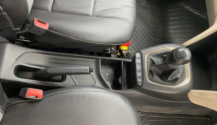 2018 Hyundai NEW SANTRO SPORTZ CNG, CNG, Manual, 38,041 km, Gear Lever
