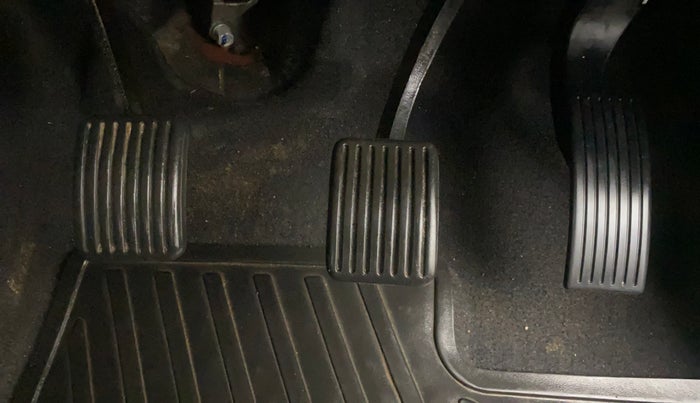 2018 Hyundai NEW SANTRO SPORTZ CNG, CNG, Manual, 38,041 km, Pedals