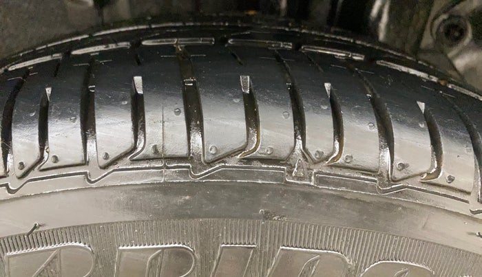 2015 Hyundai Elite i20 SPORTZ 1.2, Petrol, Manual, 47,730 km, Left Rear Tyre Tread