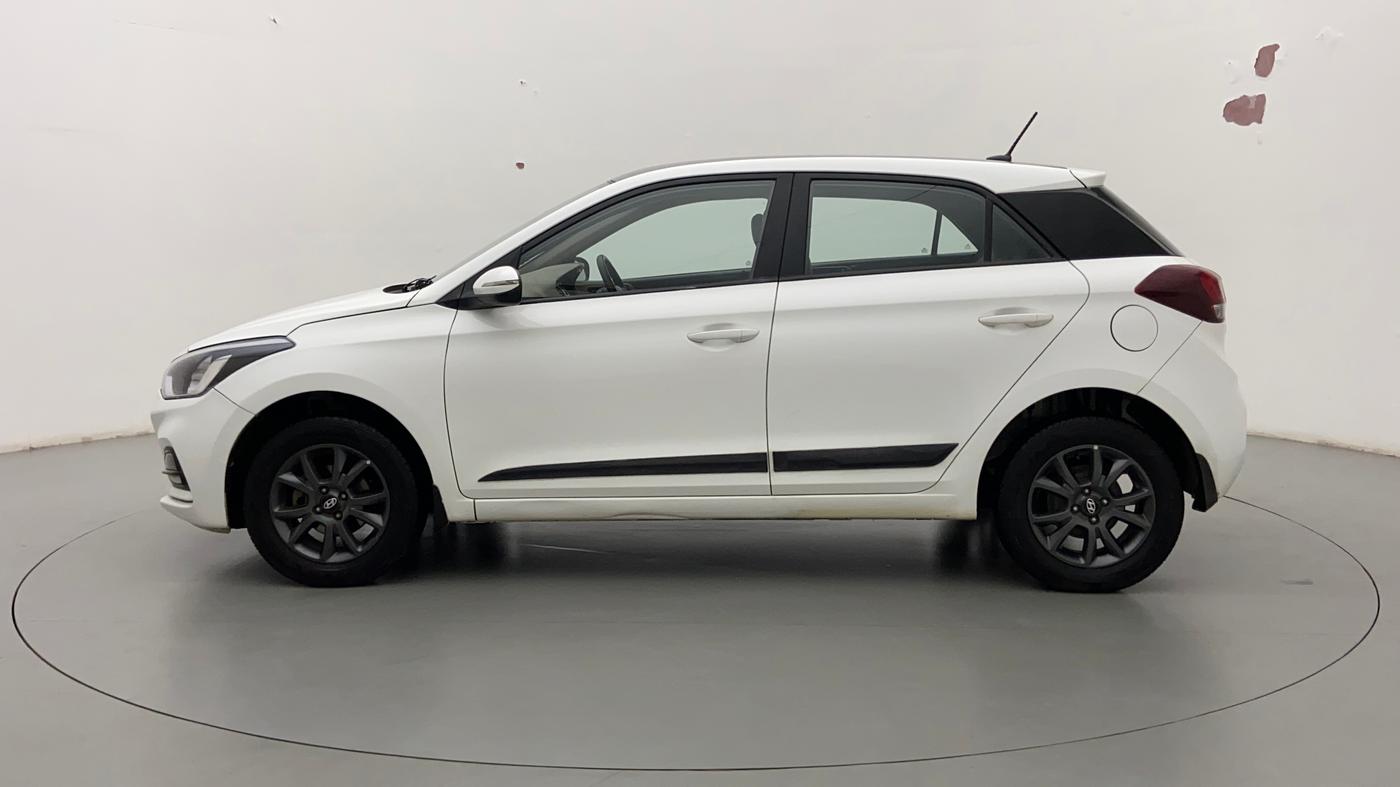 2020 Hyundai Elite i20 SPORTZ PLUS 1.2, Petrol, Manual, 32,667 km, Left Side