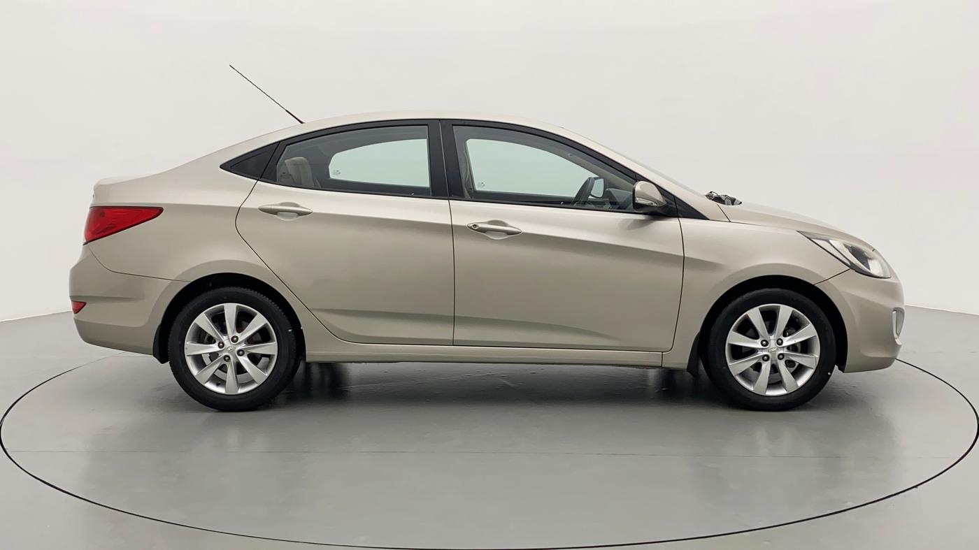 2011 Hyundai Verna FLUIDIC 1.6 SX VTVT, Petrol, Manual, 44,483 km, Right Side View