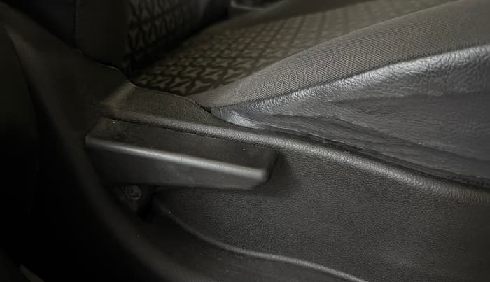 2015 Tata Zest XE PETROL, Petrol, Manual, 48,547 km, Driver Side Adjustment Panel