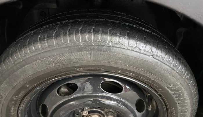 2015 Tata Zest XE PETROL, Petrol, Manual, 48,547 km, Left Front Tyre Tread