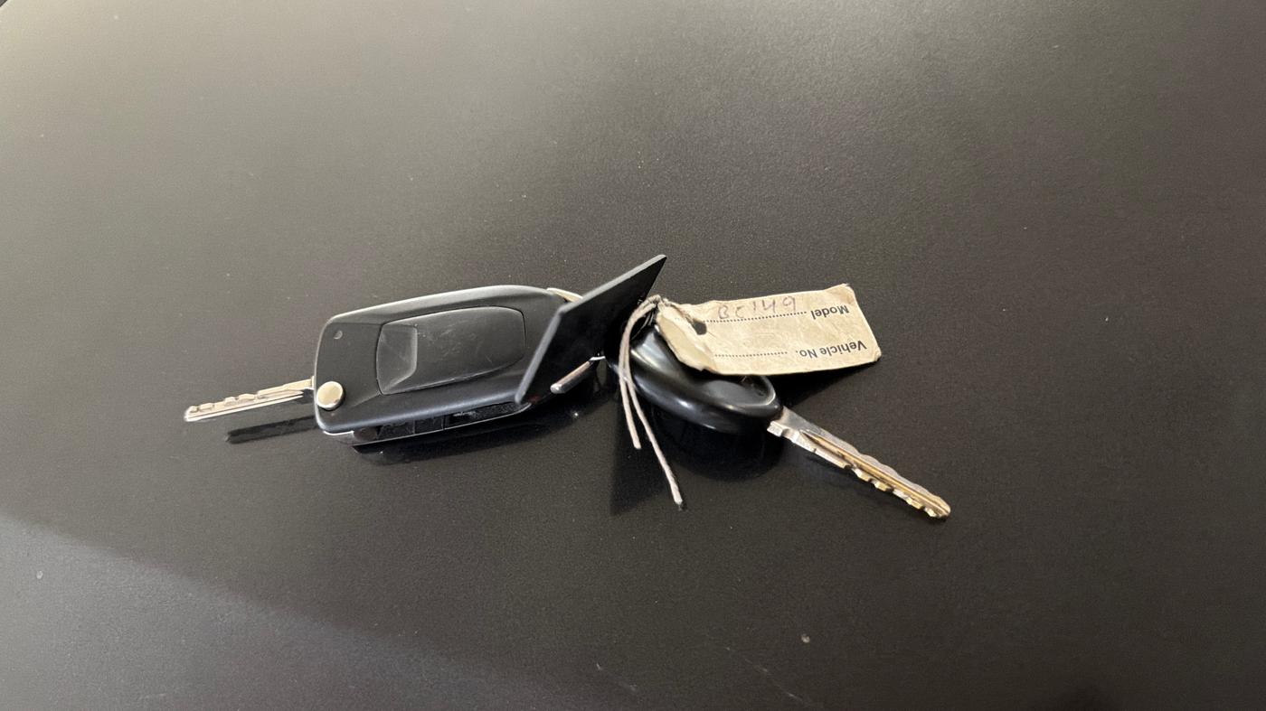 2015 Tata Zest XE PETROL, Petrol, Manual, 48,612 km, Key Close Up