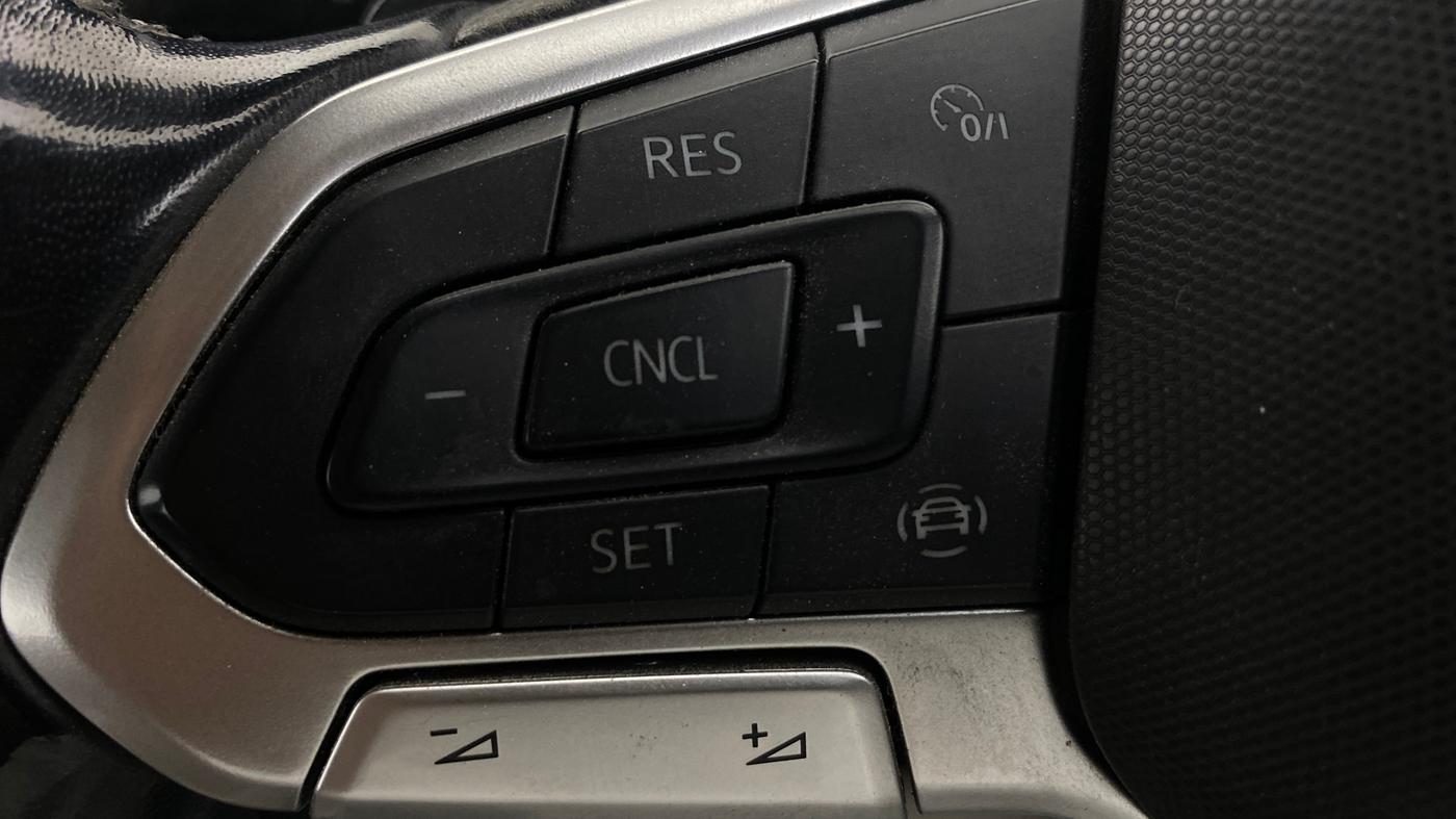 2022 Volkswagen TAIGUN TOPLINE 1.0 TSI AT, Petrol, Automatic, 78,284 km, Adaptive Cruise Control