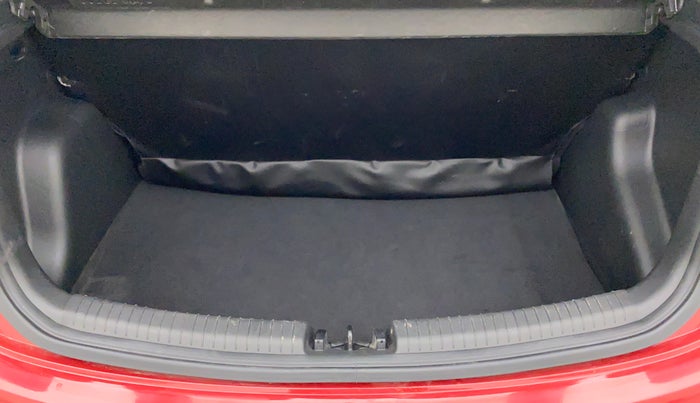 2018 Hyundai Grand i10 MAGNA 1.2 KAPPA VTVT, Petrol, Manual, 21,867 km, Boot Inside