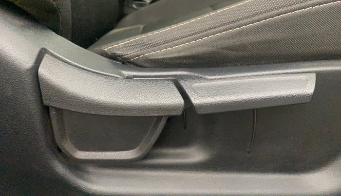 2023 Hyundai NEW I20 Sportz 1.2 IVT, Petrol, Automatic, 36,284 km, Driver Side Adjustment Panel