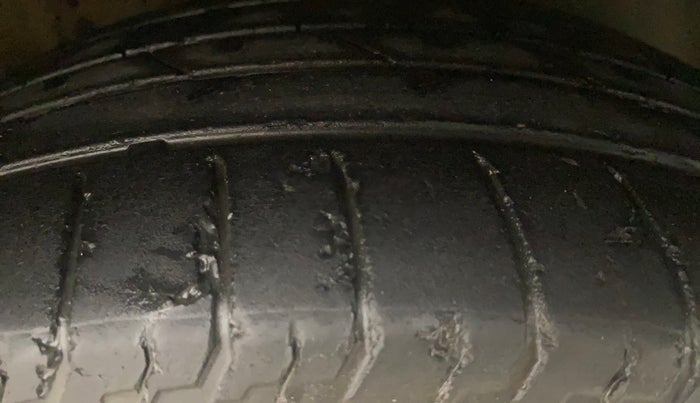 2023 Hyundai NEW I20 Sportz 1.2 IVT, Petrol, Automatic, 36,284 km, Right Front Tyre Tread