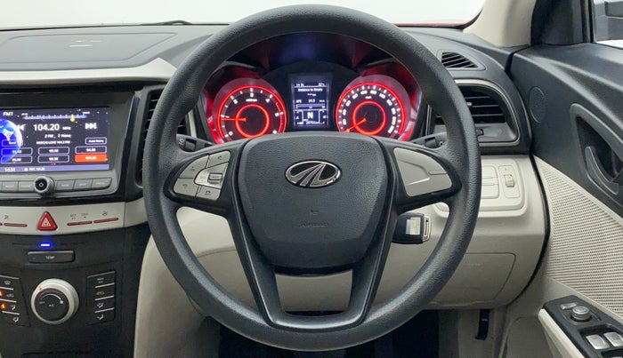 2021 Mahindra XUV300 W6 1.5 DIESEL AMT, Diesel, Automatic, 29,321 km, Steering Wheel Close Up