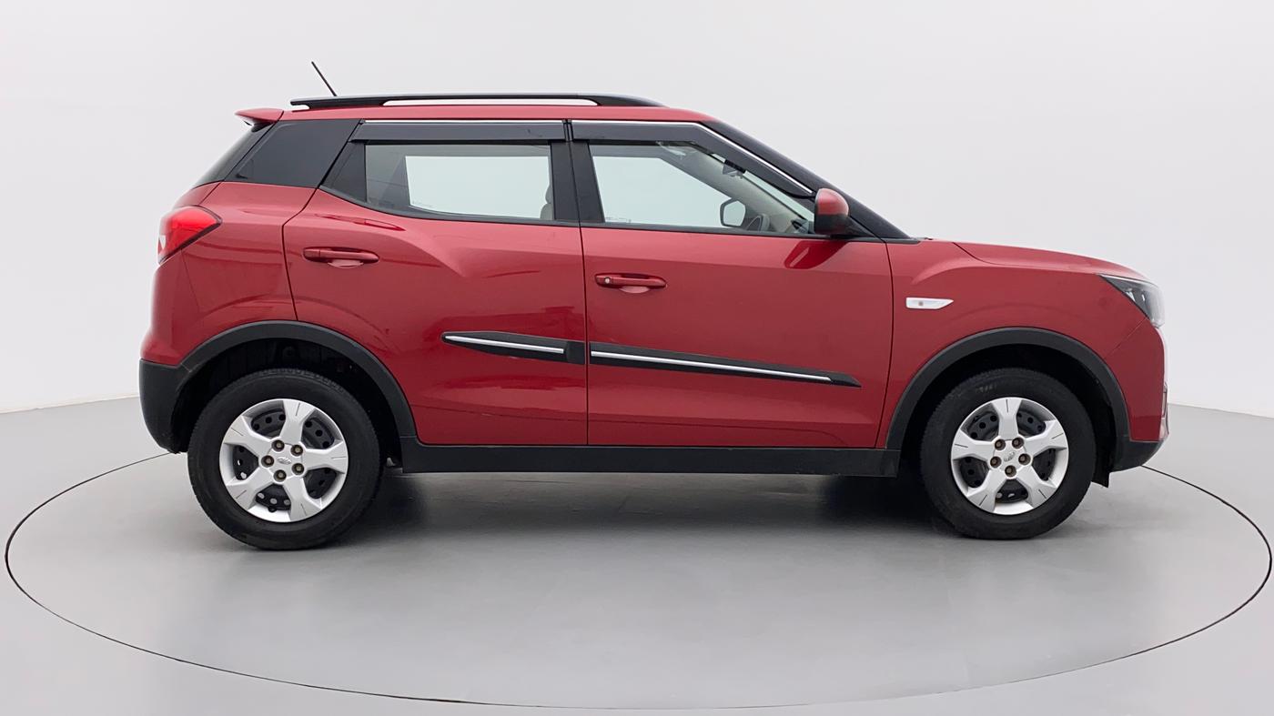 2021 Mahindra XUV300 W6 1.5 DIESEL AMT, Diesel, Automatic, 29,321 km, Right Side View