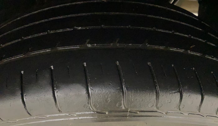 2022 Tata NEXON XM DIESEL, Diesel, Manual, 73,242 km, Left Rear Tyre Tread