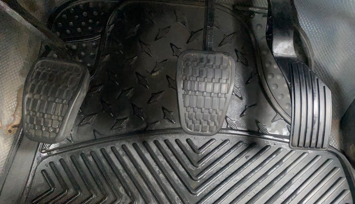 2022 Tata NEXON XM DIESEL, Diesel, Manual, 73,242 km, Pedals