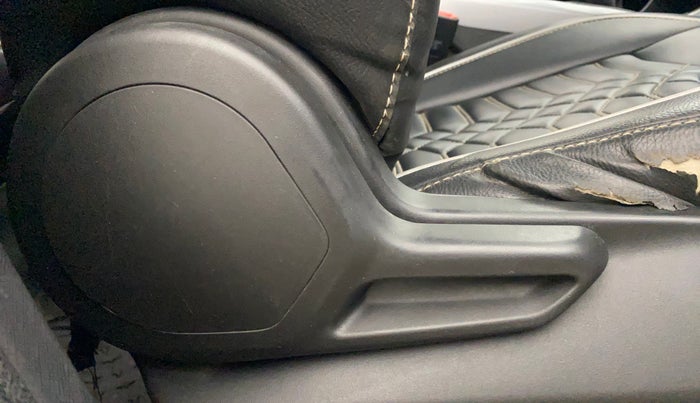 2022 Tata NEXON XM DIESEL, Diesel, Manual, 73,242 km, Driver Side Adjustment Panel