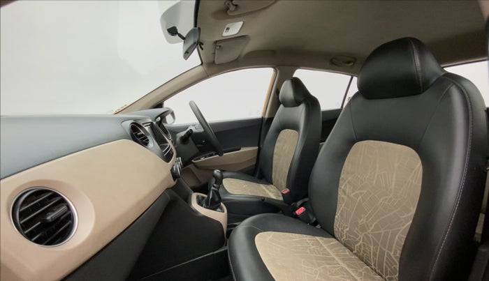 2014 Hyundai Grand i10 MAGNA 1.2 KAPPA VTVT, Petrol, Manual, 62,990 km, Right Side Front Door Cabin