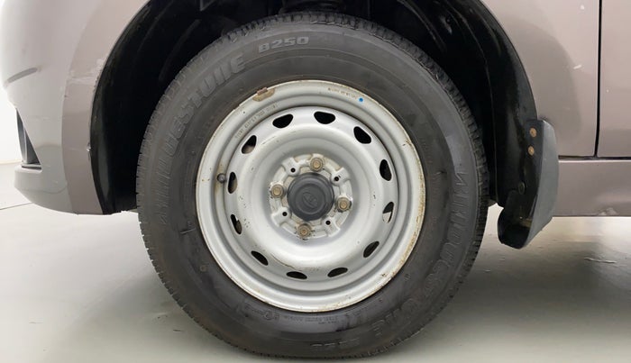 2018 Tata Tiago XE 1.2 REVOTRON, Petrol, Manual, 53,797 km, Left Front Wheel